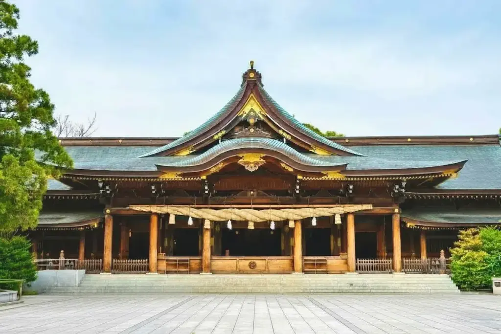 Main worship hall (haiden) of Samukawa Shrine in Kanagawa, Japan